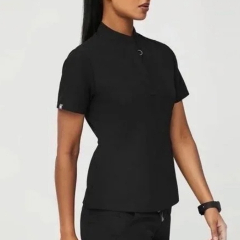 Figs Women's Black Mock-Neck Short Sleeve Scrub Top